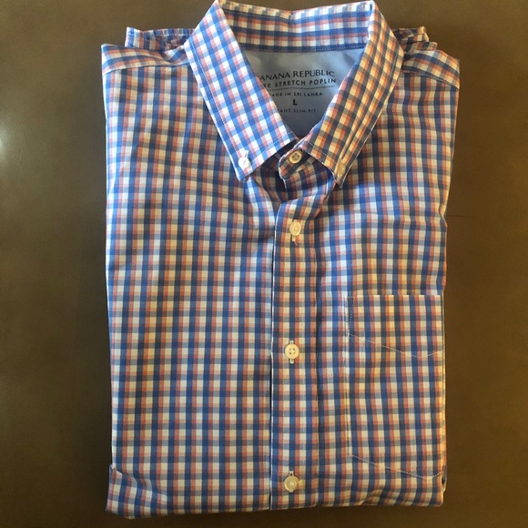 Banana Republic Short Sleeve Shirt for Summer - Picture 5 of 6